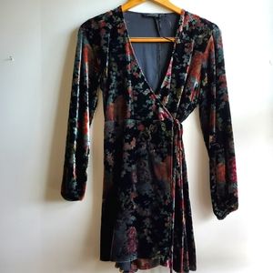 Zara Velvet Floral Wrap Dress Medium
